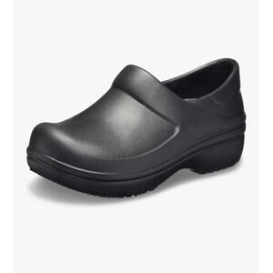 NWT Crocs Neria Pro II Work Clogs Shoes Womens Black Non Slip Resistant Sz 8